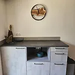 Haus Kathrein 아파트 프루츠