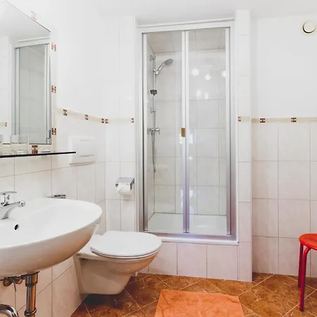 Haus Kathrein شقة بروتز